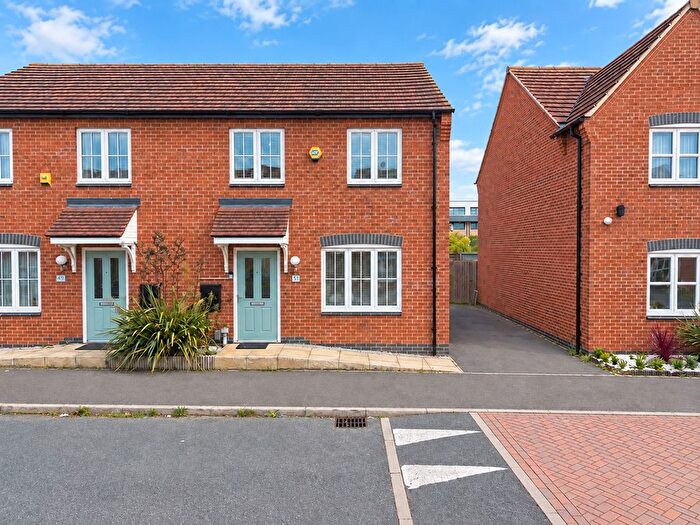3 Bedroom Semi-Detached House For Sale In Raywell Road, Hamilton, LE5