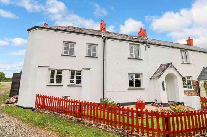 3 Bedroom House For Sale In The Roost, South Wonford, Thornbury, Holsworthy, Devon, EX22