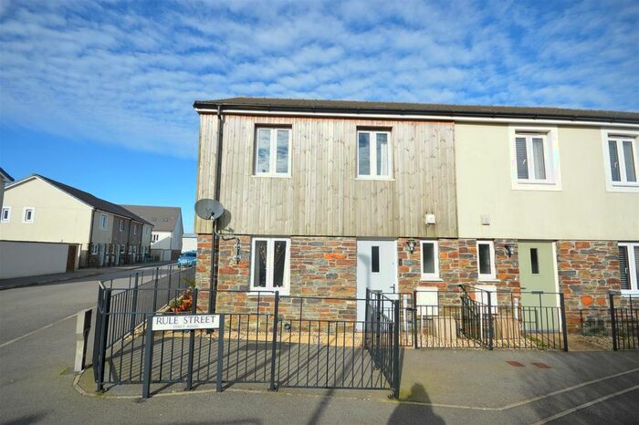 3 Bedroom Property To Rent In Rule Street, Redruth, TR15