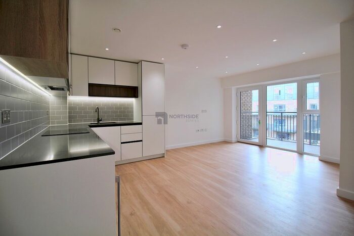 2 Bedroom Flat To Rent In Beaufort Square, London, NW9