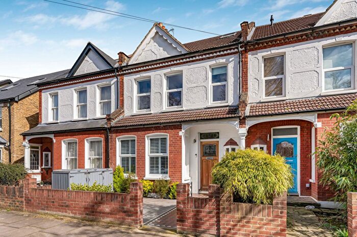4 Bedroom Terraced House For Sale In Tremaine Road, Anerley, SE20