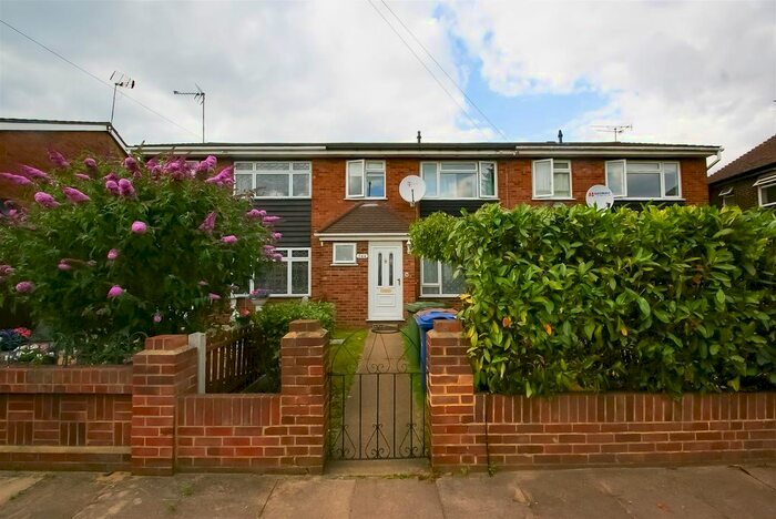 3 Bedroom Terraced House To Rent In London Road, Grays, RM20