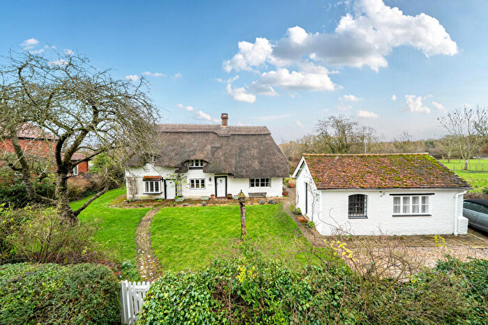 3 Bedroom Cottage For Sale In West Lane, Bledlow, HP27