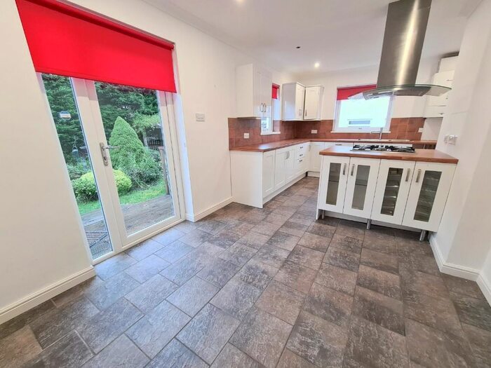 4 Bedroom Detached House To Rent In Giffen Place, Strathaven, South Lanarkshire ML10