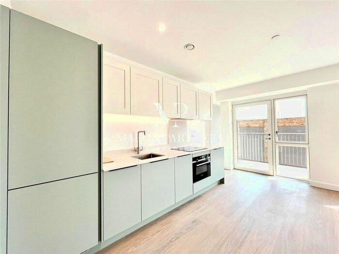 Studio To Rent In Botanist House, Royal Eden Docks, London, E16