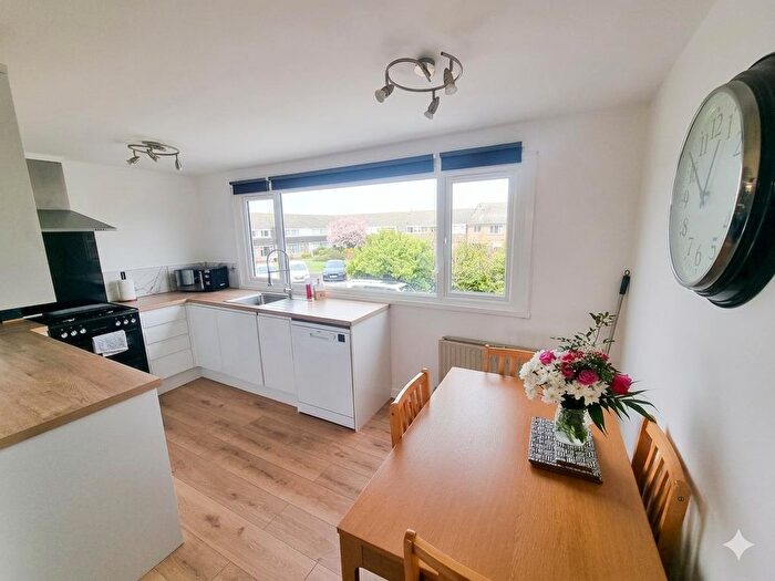 4 Bedroom Town House For Sale In Broadsands Drive, Alverstoke, Gosport, PO12