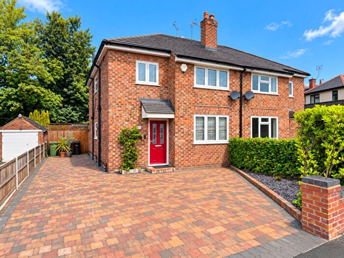 3 Bedroom Semi Detached House For Sale In Knowsley Road, Hoole, Chester, CH2