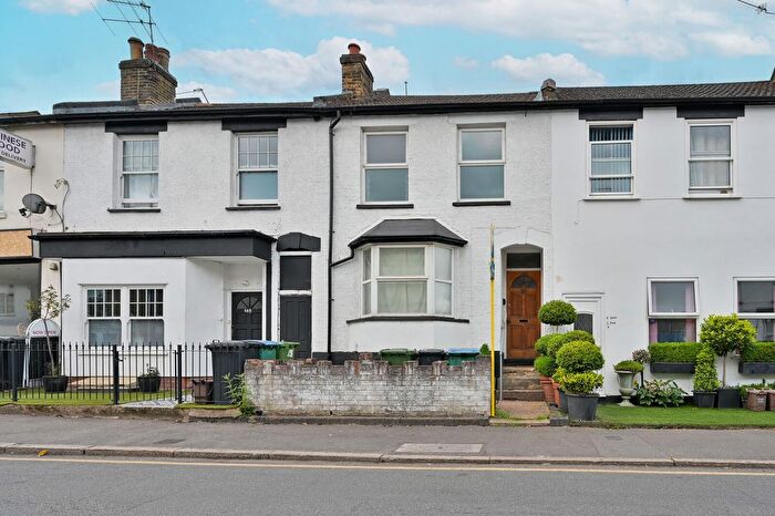 3 Bedroom Terraced House For Sale In Queens Road, Watford, WD17