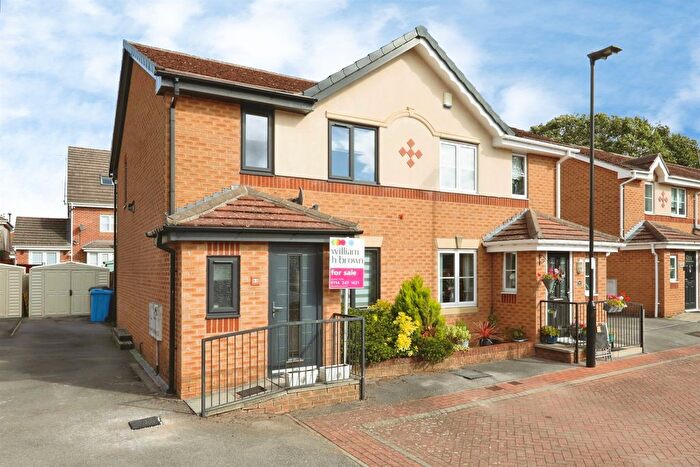 3 Bedroom Semi-Detached House For Sale In Myrtle Springs Drive, Gleadless Common, Sheffield, S12