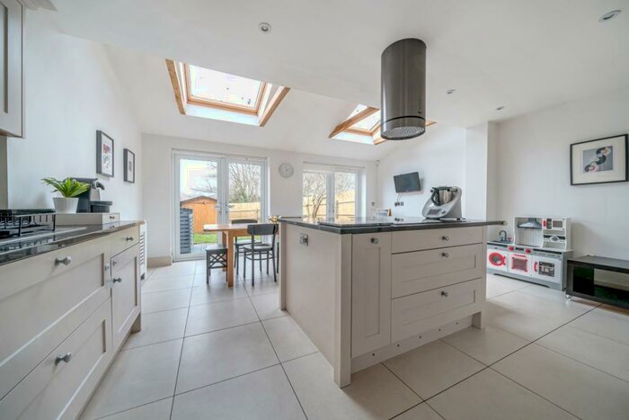 3 Bedroom Semi-Detached House To Rent In Brookhurst Road, Addlestone, KT15