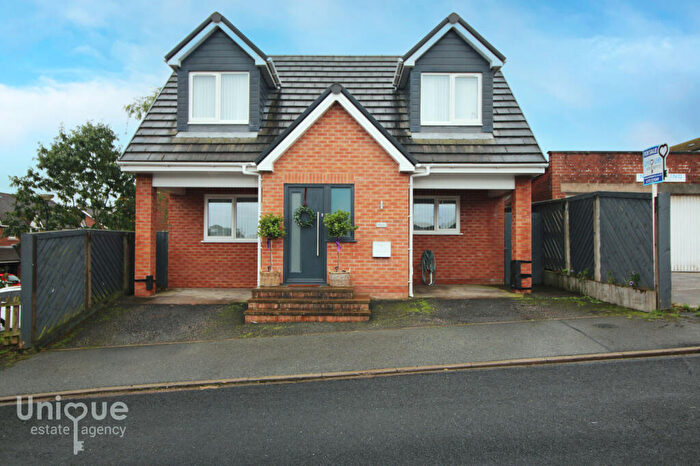 2 Bedroom Detached House For Sale In Greenhill Avenue, Wesham, PR4