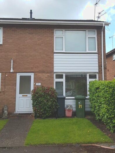 1 Bedroom Flat To Rent In Lakin Road, Warwick, CV34
