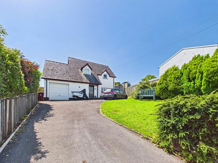 3 Bedroom Detached House For Sale In Falcon Road, Haverfordwest, SA61
