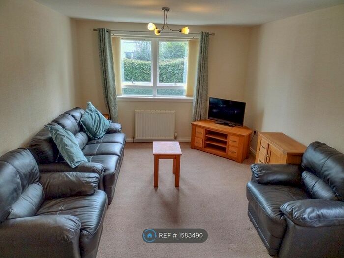 2 Bedroom Flat To Rent In Moubray Grove, South Queensferry, EH30