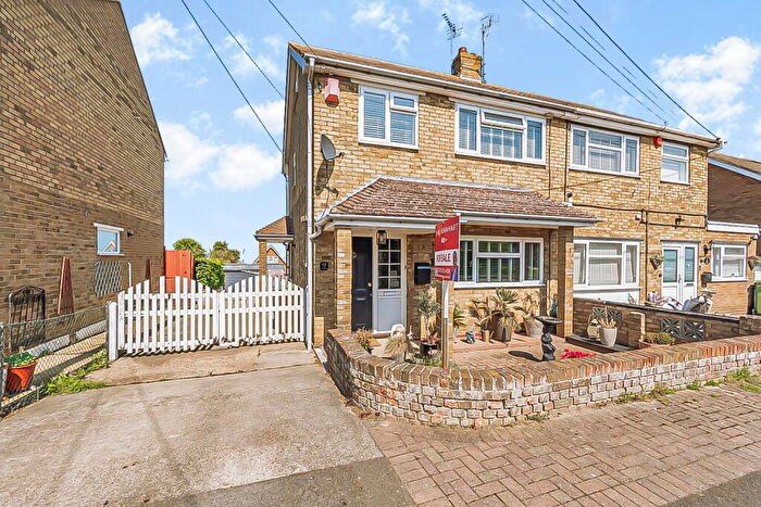 3 Bedroom Semi-Detached House For Sale In Seaviews This Way! Cliff Gardens, Minster On Sea, Sheerness, ME12