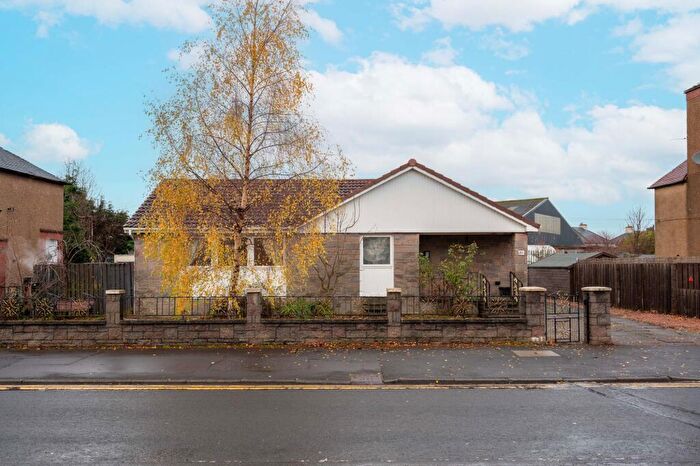 3 Bedroom Detached Bungalow For Sale In Abbots Road, Grangemouth, FK3