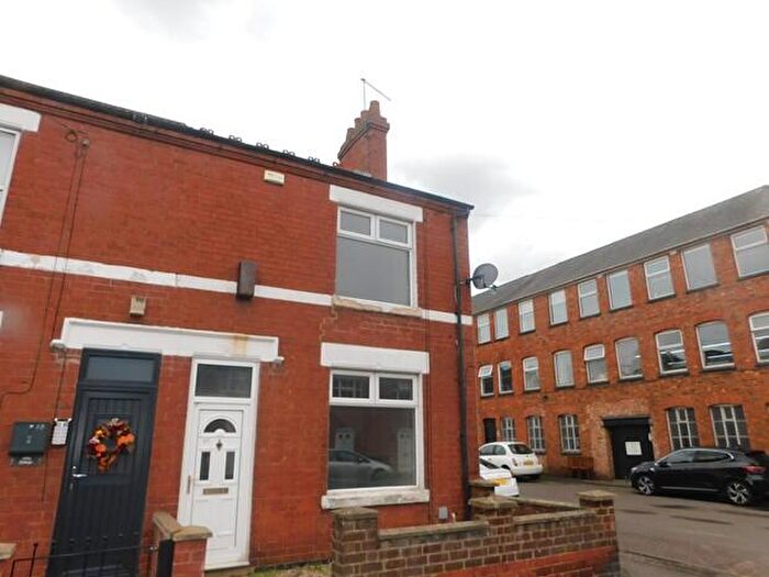 3 Bedroom End Of Terrace House To Rent In Grove Road, Rushden, NN10
