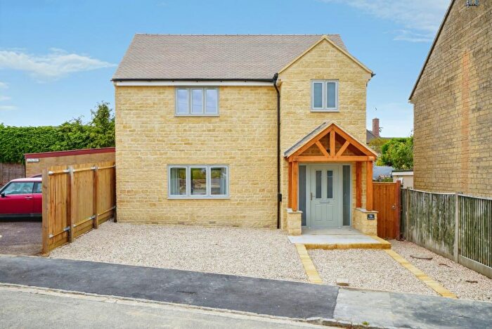 3 Bedroom Detached House To Rent In Coombes Close, Shipton-Under-Wychwood, OX7