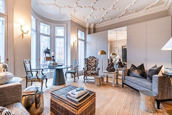 1 Bedroom Flat To Rent In Lower Sloane Street, London, SW1W