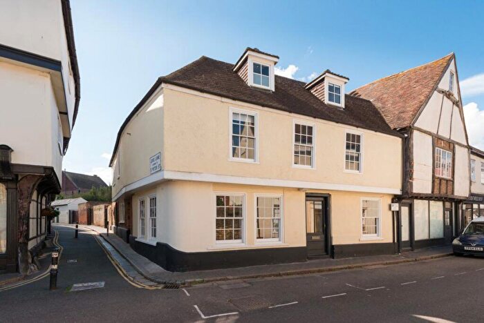 2 Bedroom Flat To Rent In Love Lane Sandwich, CT13