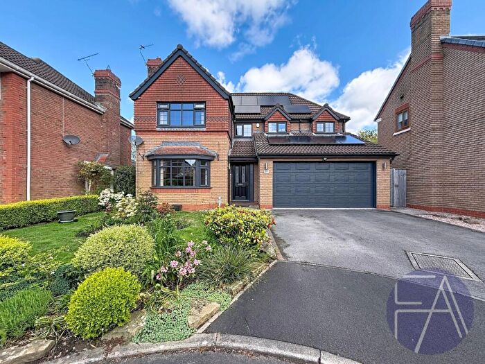 4 Bedroom Detached House For Sale In Westerdale Drive, Southport, PR9