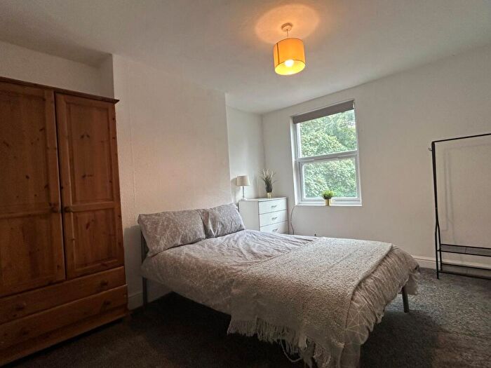5 Bedroom Terraced House To Rent In Cromwell Street, Arboretum, Nottingham, NG7