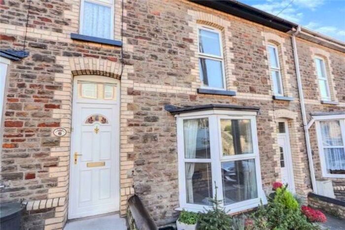 2 Bedroom House To Rent In Chudleigh Terrace, Bideford, Devon, EX39