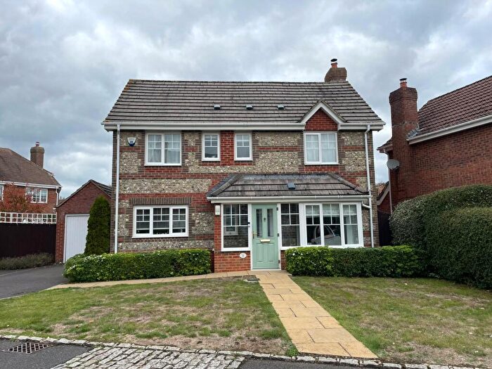 3 Bedroom Detached House For Sale In Kennedy Meadow, Hungerford, Berkshire, RG17