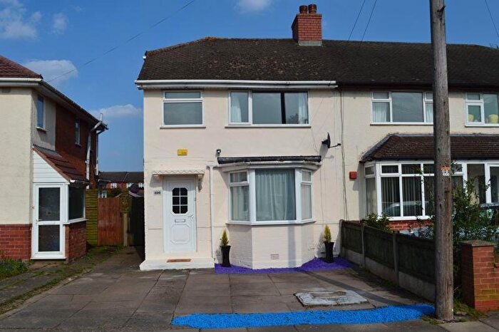 3 Bedroom Semi-Detached House To Rent In Sladepool Farm Road, Highters Heath, B14