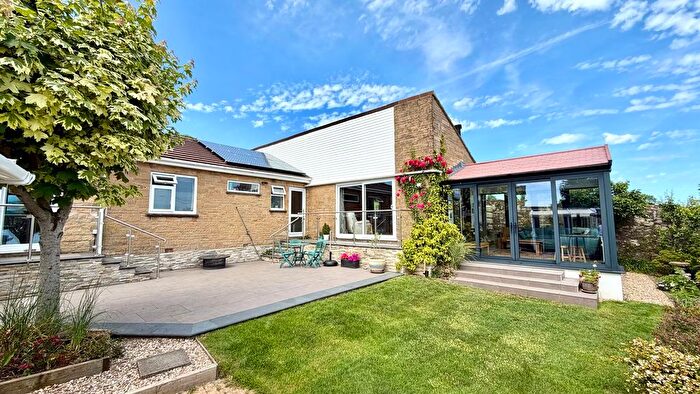 3 Bedroom Detached Bungalow For Sale In Rackclose Gardens, Chard, Somerset, TA20