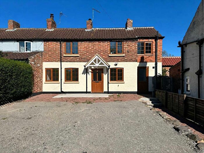 2 Bedroom Cottage For Sale In West End, Kinoulton, Nottingham, NG12