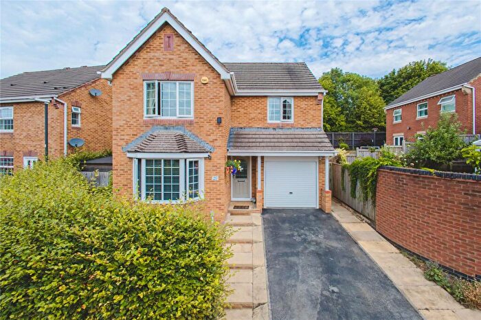 3 Bedroom Detached House For Sale In Warrener Close, Groundwell West, Swindon, Wiltshire, SN25