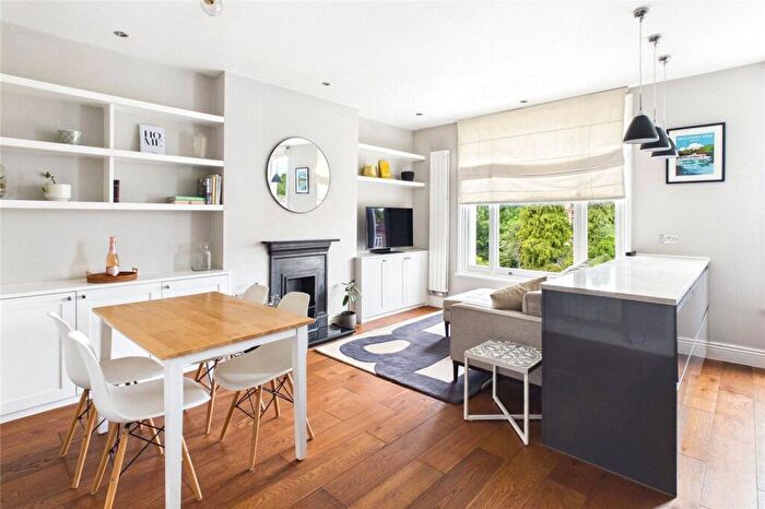 2 Bedroom Apartment To Rent In Norwood Road, London, SE24