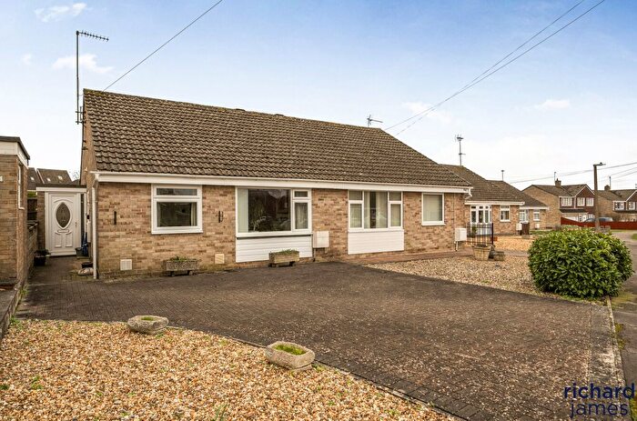 2 Bedroom Semi Detached House For Sale In Keats Close, Royal Wootton Bassett, SN4