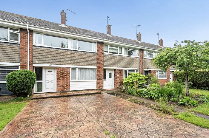 3 Bedroom Terraced House To Rent In Grainger Walk, Tonbridge, TN10