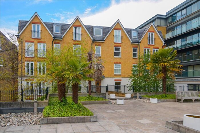 2 Bedroom Flat For Sale In Troubridge Court, Marlborough Road, W4