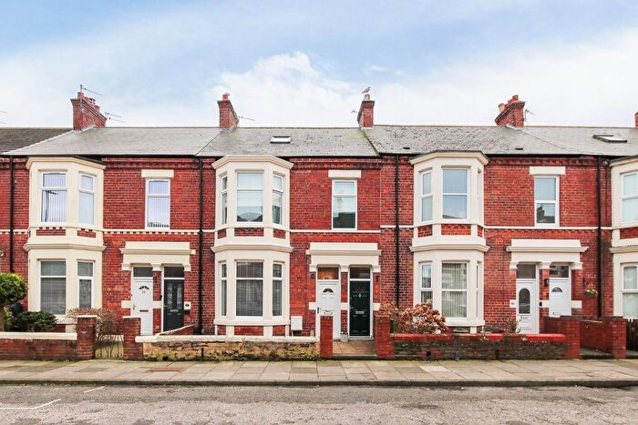 2 Bedroom Flat To Rent In Bamborough Terrace, North Shields, NE30