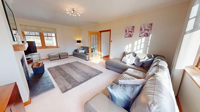 4 Bedroom Detached House For Sale In Bunarkaig, Spean Bridge, PH34