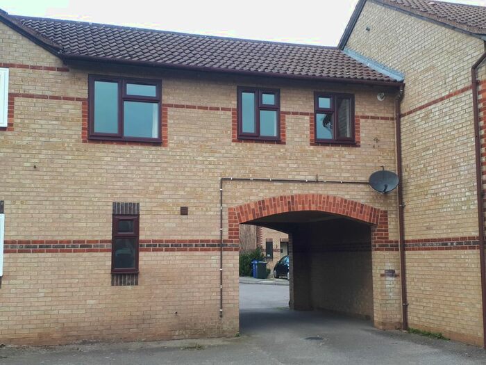1 Bedroom Flat To Rent In Cypress Gardens, Bicester, OX26