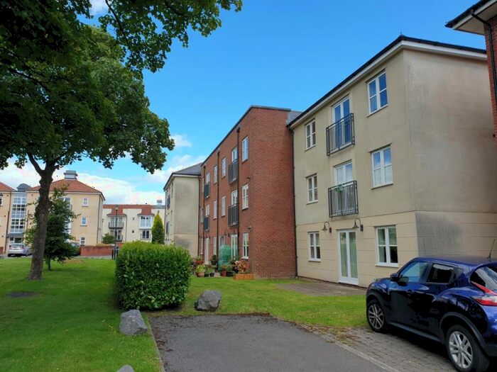 2 Bedroom Flat To Rent In Strathearn Drive, Royal Victoria Park, Brentry, BS10