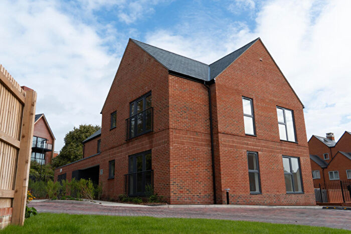 1 Bedroom Flat For Sale In Carmelite House, Rotherley Gardens, Winchester, Hampshire, SO22