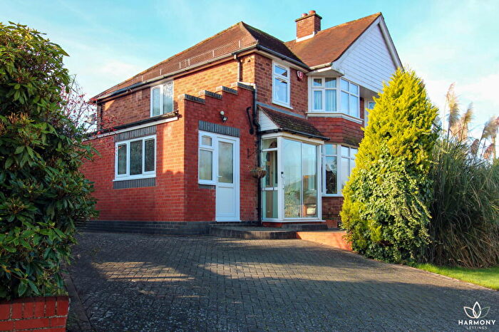 3 Bedroom Semi-Detached House To Rent In Loynells Road, Rednal, Birmingham, B45
