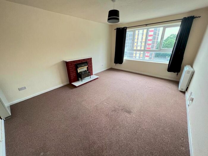 2 Bedroom Flat To Rent In St. Cecilia Close, Kidderminster, DY10