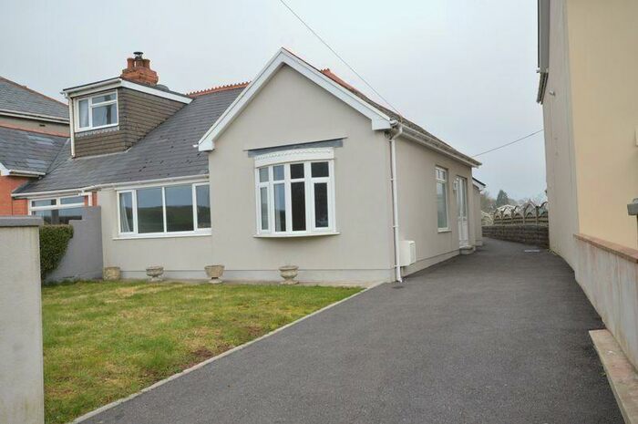 3 Bedroom Bungalow To Rent In Kyneton, St. Brides Major, CF32