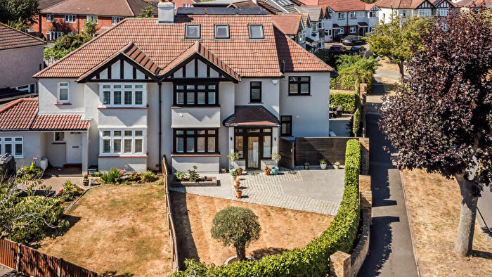 5 Bedroom Semi Detached House For Sale In Kingsmead Avenue, Surbiton, KT6
