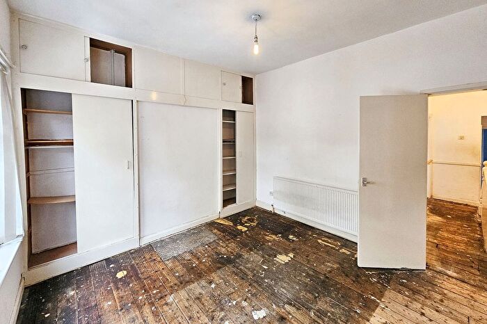 3 Bedroom Terraced House For Sale In Greville Street, Longsight, Manchester, M13