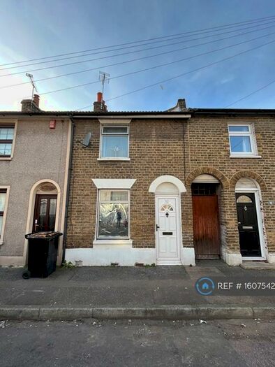 2 Bedroom Terraced House To Rent In Rural Vale, Northfleet, Gravesend, DA11