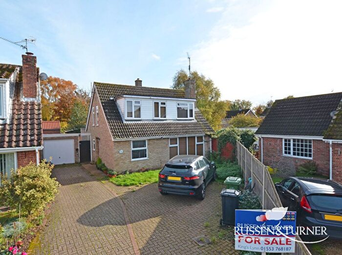 4 Bedroom Detached House For Sale In Ford Avenue, North Wootton, PE30