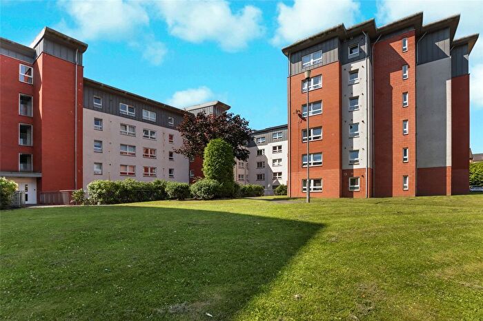 2 Bedroom Flat For Sale In Whitehill Place, Dennistoun, Glasgow, G31