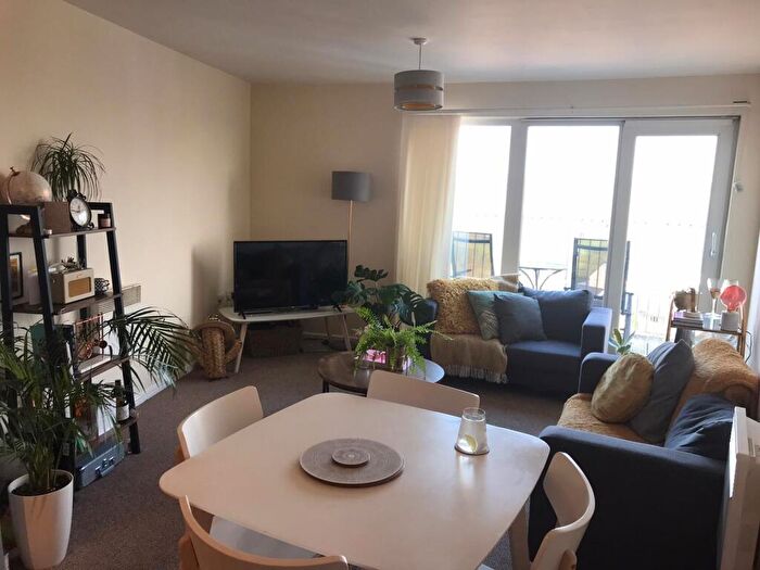 2 Bedroom Apartment To Rent In The Drum, Stuart Street, Manchester, M11
